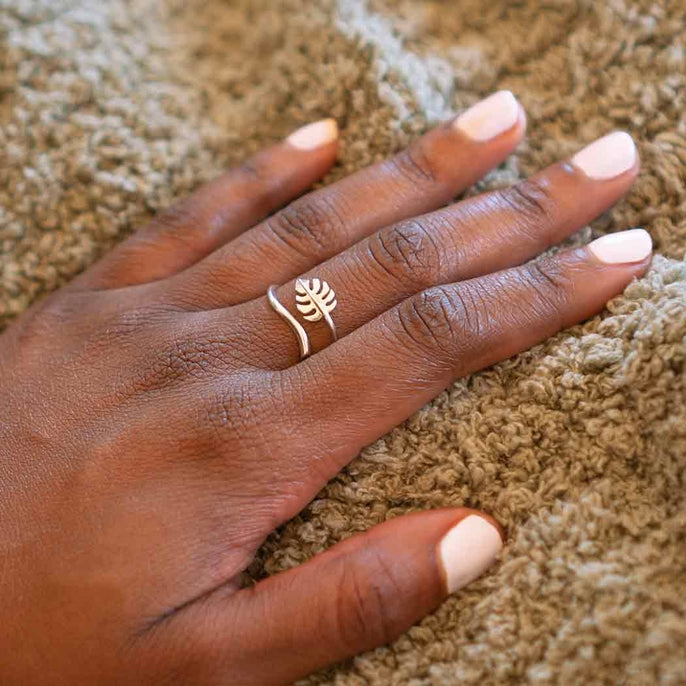 Adjustable Monstera Leaf Ring