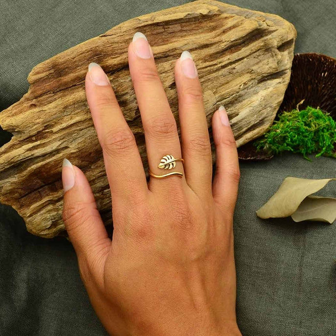 Adjustable Monstera Leaf Ring