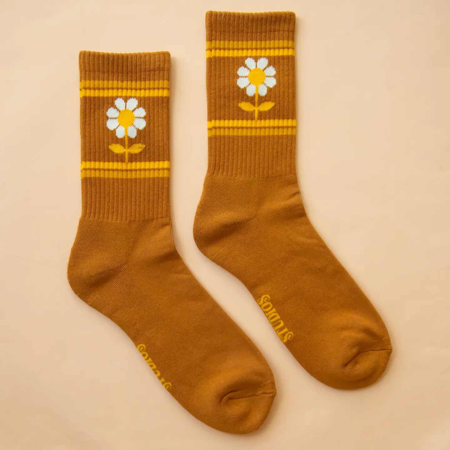 Retro Daisy Ribbed Crew Socks