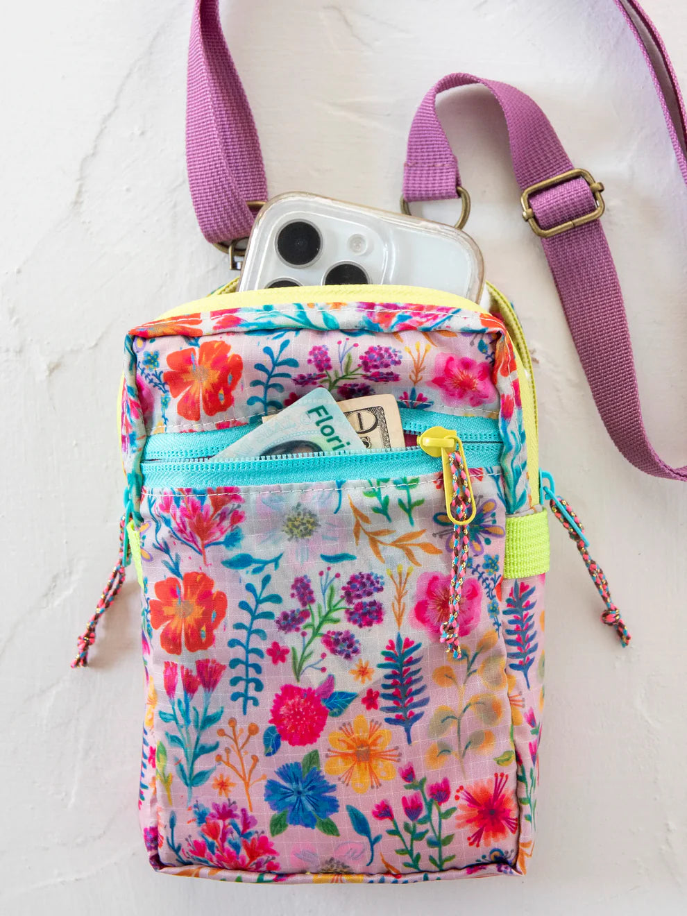 Crossbody 8-in-1