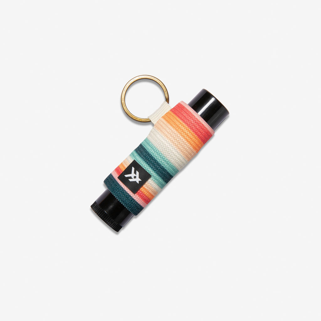 Thread Patterned Lip Balm Holder